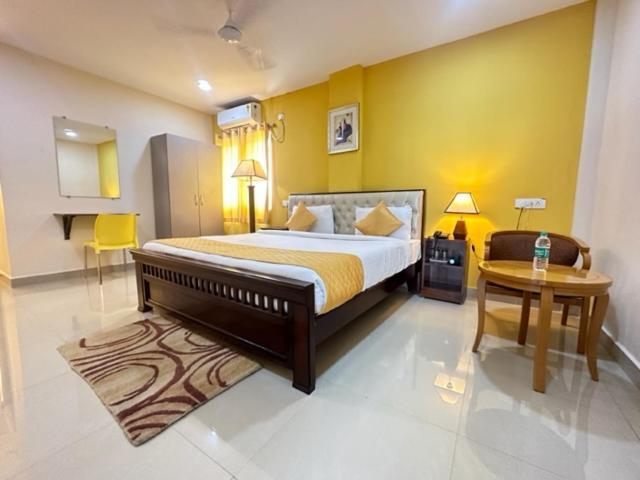 Hotel Prime Classic Shamshabad Exteriör bild